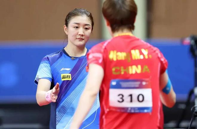 个团队的氛 个团队的氛