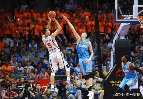 他们不仅在 他们不仅在