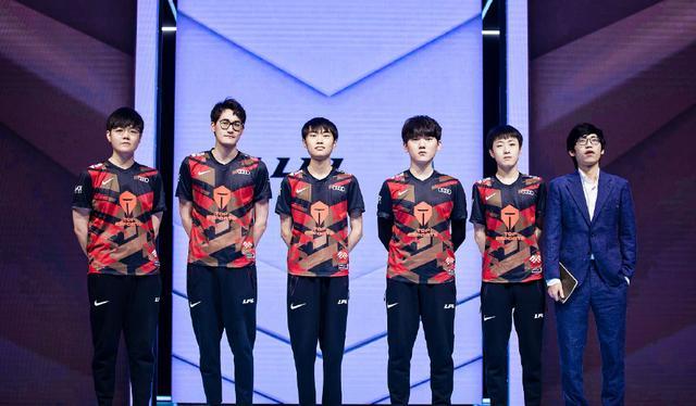 正因为他的 正因为他的