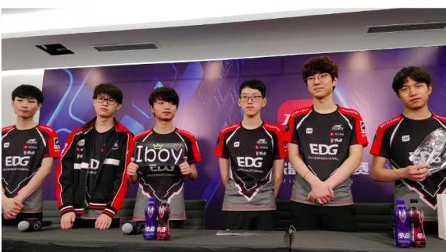 他们将在接 他们将在接